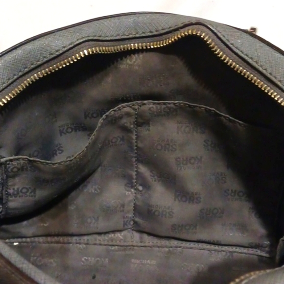 Michael Kors Saffiano Purse Crossbody Bag - Picture 10 of 13